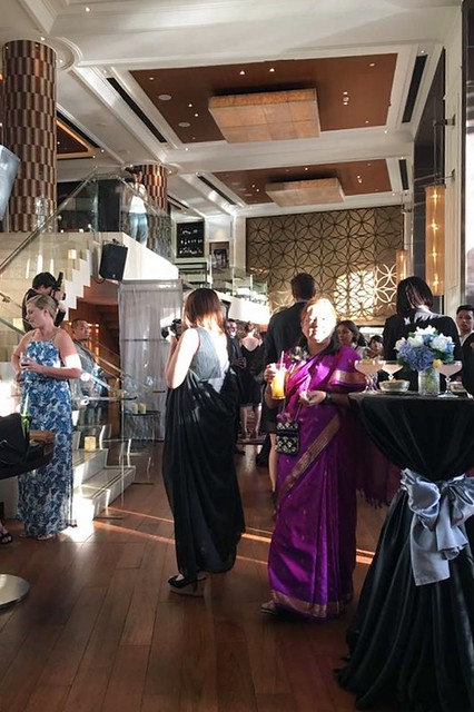 泰國曼谷｜曼谷自由行Day1｜香格里拉飯店&rarr;曼谷市區觀光&rarr;皇后藝廊&rarr;嘟嘟車&rarr;玉佛寺(大皇宮)&rarr;Supatra河濱餐廳&rarr;歡迎晚宴 @飛天璇的口袋