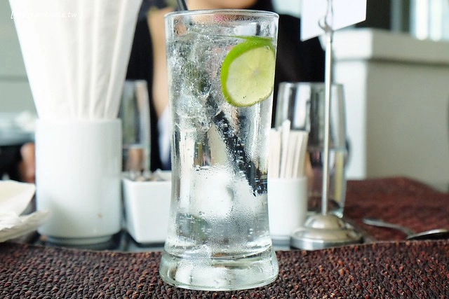 泰國華欣｜曼谷自由行Day2｜宋丹族文化中心&rarr;黑山高爾夫俱樂部&rarr;午餐&rarr;紅樹林生態系統學習中心&rarr;Udom Pochana Seafood Restaurant晚餐&rarr;奧萊塔普拉布里酒店(Aleenta Resort Pranburi) @飛天璇的口袋