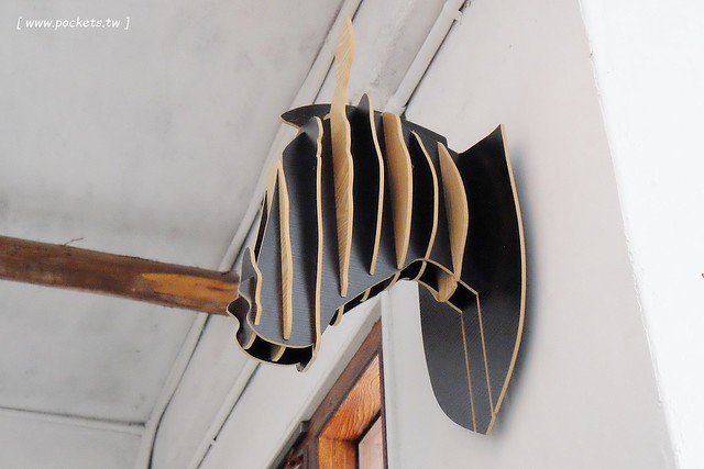 斑馬散步咖啡：老宅改建咖啡館，漂亮白色建築，擁有寬敞庭院，環境漂亮好拍照 @飛天璇的口袋