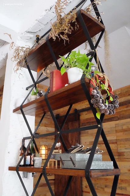 斑馬散步咖啡：老宅改建咖啡館，漂亮白色建築，擁有寬敞庭院，環境漂亮好拍照 @飛天璇的口袋