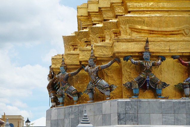 泰國曼谷｜曼谷自由行Day1｜香格里拉飯店&rarr;曼谷市區觀光&rarr;皇后藝廊&rarr;嘟嘟車&rarr;玉佛寺(大皇宮)&rarr;Supatra河濱餐廳&rarr;歡迎晚宴 @飛天璇的口袋