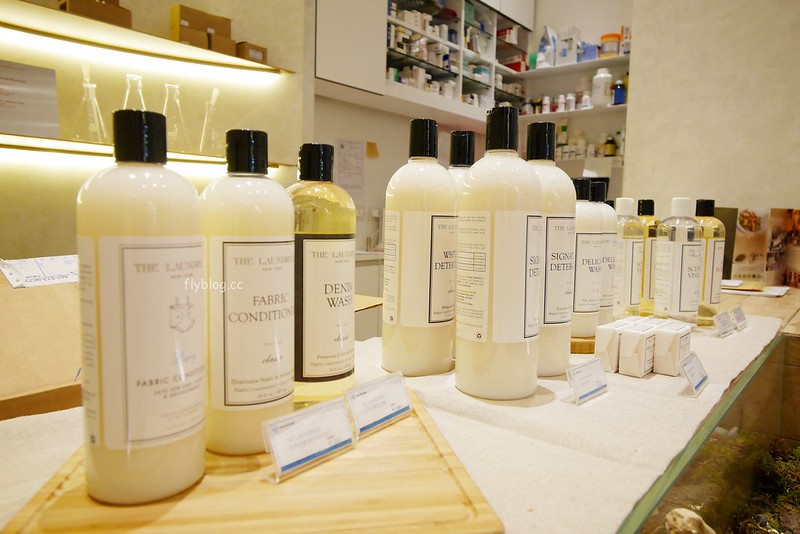 【台中西屯】分子藥局．Molecure，台中超美藥局咖啡館，時尚又好拍的環境，還有手沖咖啡可以喝 @飛天璇的口袋