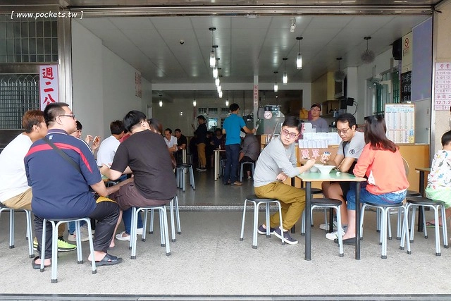 宜蘭奇淋冰品｜有多種口味可以自由搭配的冰品，味道香濃綿密細膩，推薦冬天限定草莓牛奶雪花冰 @飛天璇的口袋