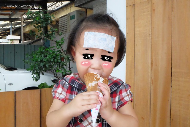 【台中南屯】古研號 Gu-Yen-House，黎明新村老宅改建霜淇淋專賣店，有賣霜淇淋、甜點和飲料 @飛天璇的口袋