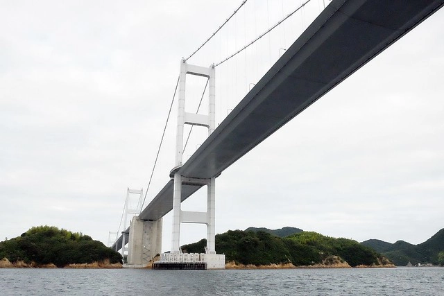 【日本愛媛】從廣島機場到今治市的交通方式~搭巴士遊尾道和今治，來島海峽急流觀潮船，日本三大急流之一 @飛天璇的口袋