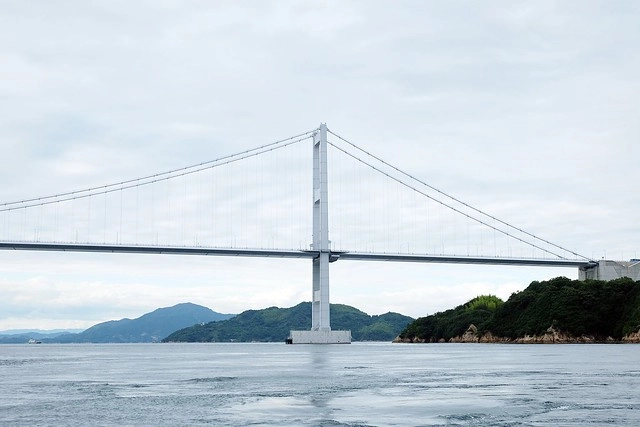 【日本愛媛】從廣島機場到今治市的交通方式~搭巴士遊尾道和今治，來島海峽急流觀潮船，日本三大急流之一 @飛天璇的口袋