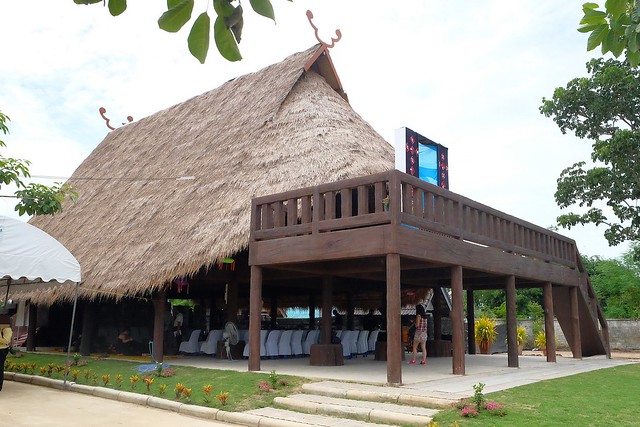 泰國華欣｜曼谷自由行Day2｜宋丹族文化中心&rarr;黑山高爾夫俱樂部&rarr;午餐&rarr;紅樹林生態系統學習中心&rarr;Udom Pochana Seafood Restaurant晚餐&rarr;奧萊塔普拉布里酒店(Aleenta Resort Pranburi) @飛天璇的口袋