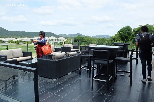 泰國華欣｜曼谷自由行Day2｜宋丹族文化中心&rarr;黑山高爾夫俱樂部&rarr;午餐&rarr;紅樹林生態系統學習中心&rarr;Udom Pochana Seafood Restaurant晚餐&rarr;奧萊塔普拉布里酒店(Aleenta Resort Pranburi) @飛天璇的口袋