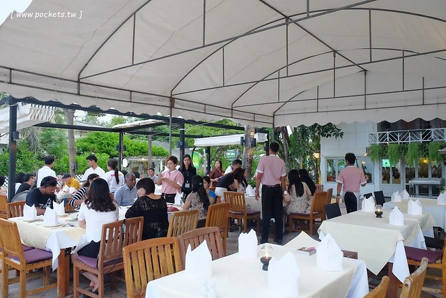 泰國華欣｜曼谷自由行Day3｜手工藝術品中心&rarr;華欣藝術村&rarr;農業觀光推廣公園&rarr;荷葉包料理&rarr;華欣萬豪SPA渡假村(Hua Hin Marriott Resort & Spa)&rarr;Coco 51晚餐&rarr;華欣夜市 @飛天璇的口袋