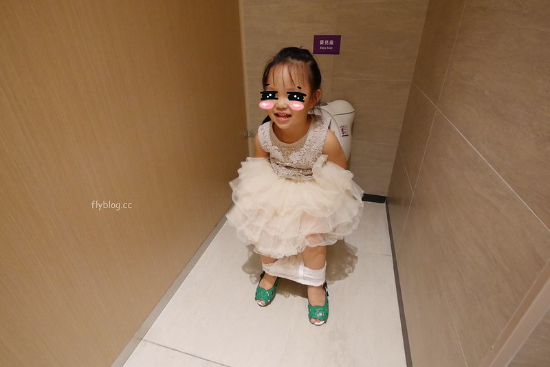 秀泰影城台中文心店┃台中南屯：中台灣第一個結合影城、親子藝文書房與異國美食餐廳的大型複合式商場 @飛天璇的口袋