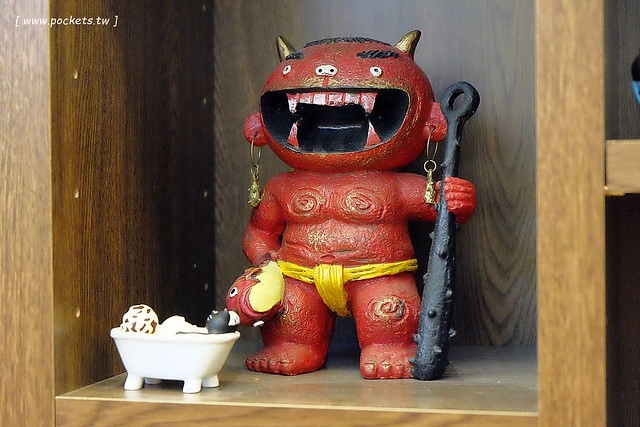 波屋．BORU BORU┃台中南屯美食：門口有可愛吸睛的雪人，夏天吃雪人刨冰冬天吃烤糰子，裝潢帶有日式氛圍 @飛天璇的口袋