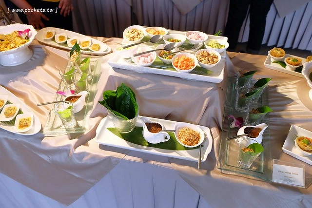 泰國華欣｜曼谷自由行Day4｜體驗和尚佈施&rarr;Laem Phak Bia環境研究發展中心&rarr;Krua Bang Ta Boon午餐&rarr;皇家海洋種植業及養殖中心&rarr;海塩SPA療程&rarr;Devasom Huahin Resort晚餐&rarr;Hua Hin Marriott Resort & Spa @飛天璇的口袋