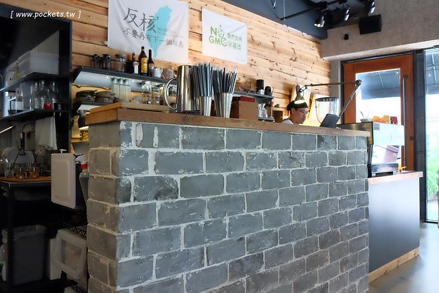 台中北屯｜小葛廚房，手作漢堡為主早午餐店，鄰近水湳市場和美國學校 @飛天璇的口袋