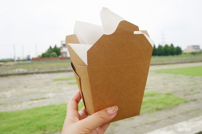 小田生活｜位於田中間的網美咖啡館，充滿草地的野餐風情 @飛天璇的口袋