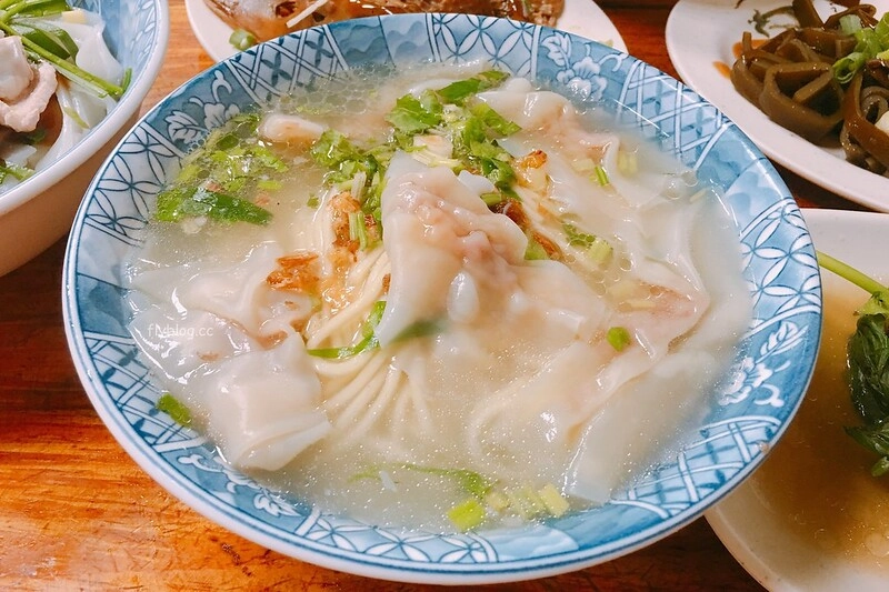 苗栗三義｜大家好麵店．工業區對面超人氣麵店，東西好吃實在有誠意 @飛天璇的口袋