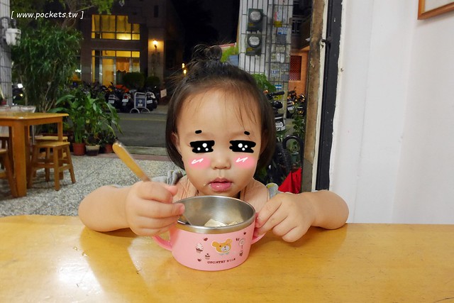 台中北區｜老爺豆花．超隱敝的手工豆花店，冬天推薦酒釀豆花 @飛天璇的口袋