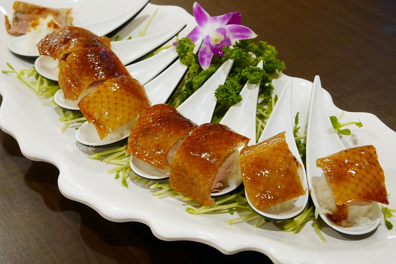 鳳凰德陽川泉旅奇立丹廳｜一鴨六吃只要$1688元，還有自助餐吃到飽可以選擇，礁溪好吃烤鴨推薦 @飛天璇的口袋