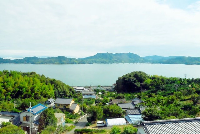 【日本愛媛】從廣島機場到今治市的交通方式~搭巴士遊尾道和今治，來島海峽急流觀潮船，日本三大急流之一 @飛天璇的口袋