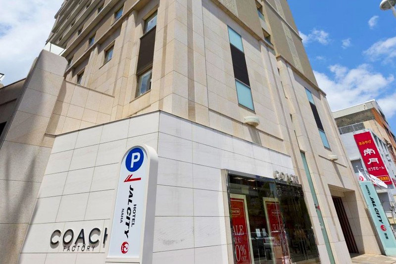 日本沖繩｜那霸日航都市飯店 HOTEL JAL CITY NAHA．那霸國際通飯店推薦，唐吉軻德和牧志市場步行3分鐘 @飛天璇的口袋