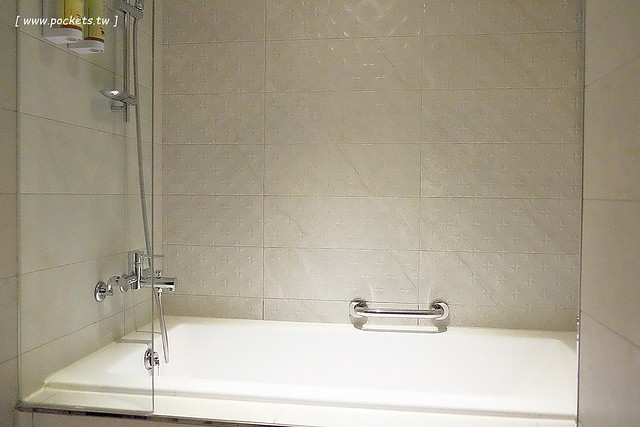 嘉義西區｜蘭桂坊花園酒店．文化路夜市住宿推薦，一出門就開始逛夜市 @飛天璇的口袋