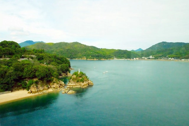 【日本愛媛】從廣島機場到今治市的交通方式~搭巴士遊尾道和今治，來島海峽急流觀潮船，日本三大急流之一 @飛天璇的口袋