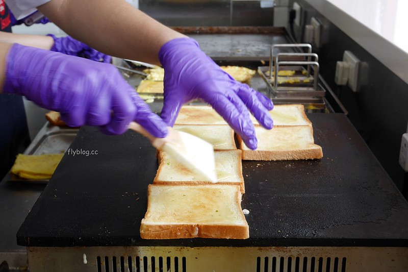 Isaac Toast & Coffee：韓國來的超人氣早餐店，超適合網美打卡 @飛天璇的口袋