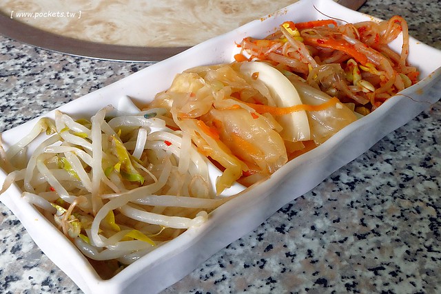 高麗屋：平價又美味的韓式料理，份量多到會吃不完，用餐時間人潮絡繹不絕 @飛天璇的口袋