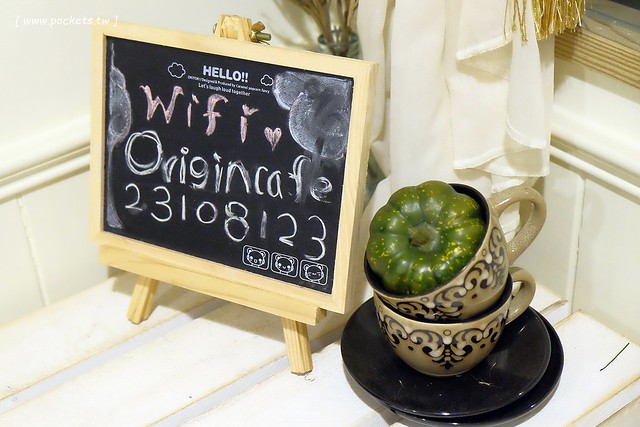 小原咖啡┃台中西區美食：精明一街的甜點咖啡館，台中超人氣手工甜點店，有台中少見的葡式蛋塔，還有人氣限定的泡芙塔 @飛天璇的口袋