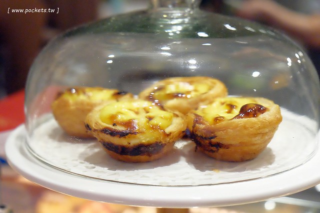 小原咖啡┃台中西區美食：精明一街的甜點咖啡館，台中超人氣手工甜點店，有台中少見的葡式蛋塔，還有人氣限定的泡芙塔 @飛天璇的口袋