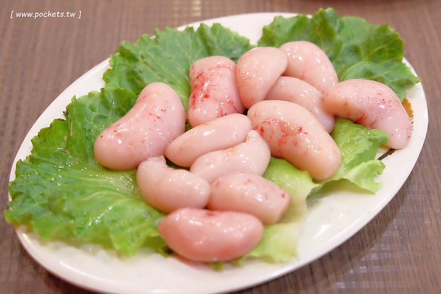 台中西屯｜霸味羊肉爐．中科商圈羊肉爐，使用炭火加熱薑母鴨湯頭 @飛天璇的口袋