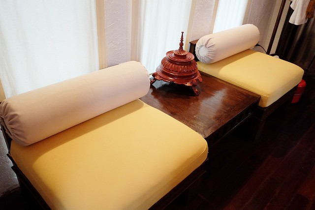 泰國曼谷｜Oasis Spa Bangkok Sukhumvit 31．城市綠洲奢華的貴婦級SPA，精油按摩、泰式按摩、草藥球熱敷 @飛天璇的口袋
