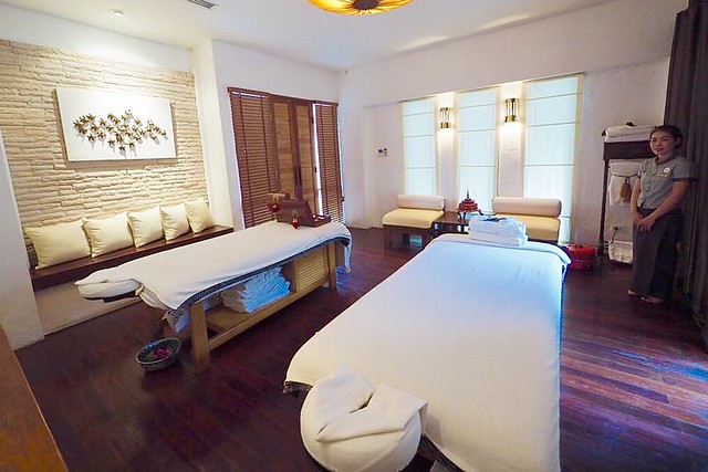 泰國曼谷｜Oasis Spa Bangkok Sukhumvit 31．城市綠洲奢華的貴婦級SPA，精油按摩、泰式按摩、草藥球熱敷 @飛天璇的口袋