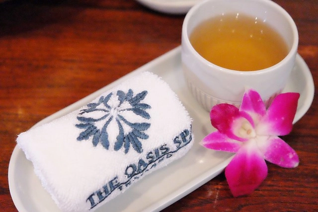泰國曼谷｜Oasis Spa Bangkok Sukhumvit 31．城市綠洲奢華的貴婦級SPA，精油按摩、泰式按摩、草藥球熱敷 @飛天璇的口袋