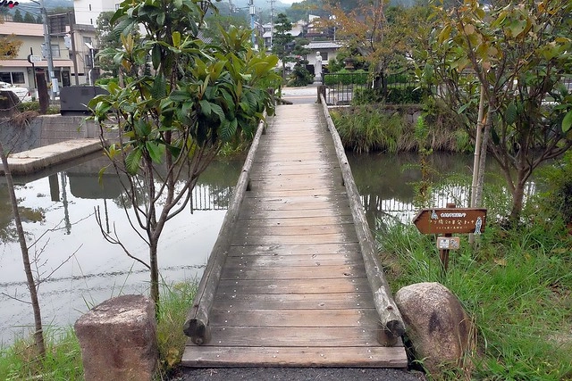 日本島根｜松江市半日遊．玉造溫泉街、玉作湯神社、清嚴寺、湯藥師廣場、姬LABO @飛天璇的口袋