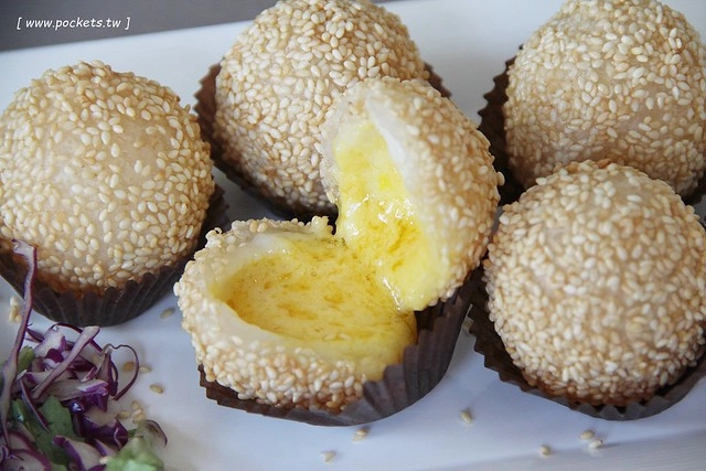 台中南屯｜与玥樓粵菜點心餐廳，台中米其林推介粵菜餐廳，座落於落松羽間的漂亮建築 @飛天璇的口袋