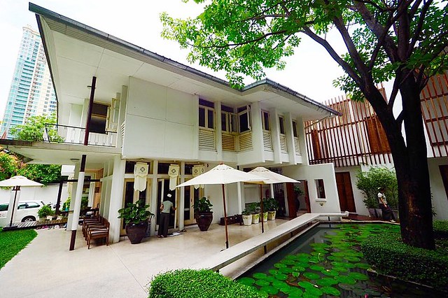 泰國曼谷｜Oasis Spa Bangkok Sukhumvit 31．城市綠洲奢華的貴婦級SPA，精油按摩、泰式按摩、草藥球熱敷 @飛天璇的口袋