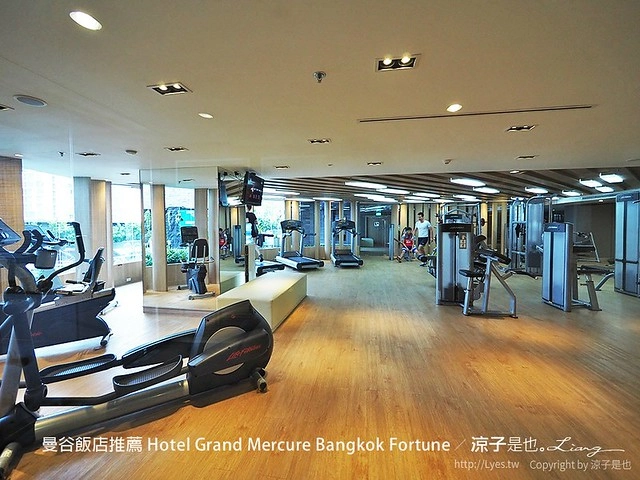 泰國曼谷｜曼谷雅高美居大酒店 Grand Mercure Bangkok Fortune｜MRT捷運站步行3分鐘，Tesco步行5分鐘、對面是Central Plaza百貨 @飛天璇的口袋