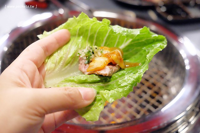 舞蟹┃台中西屯美食：$1350元~活凍帝王蟹、安格斯黑牛、頂級燒烤吃到飽，每日配送新鮮漁獲，刺身、握壽司，台灣啤酒喝到飽，Haagen-Dazs冰淇淋 @飛天璇的口袋