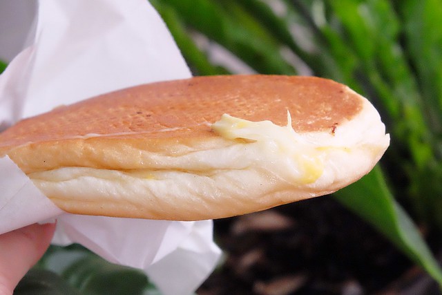 Mixto手作三明治┃一中商圈美食：目前最夯的古巴三明治，另類的銅板散步美食，熱壓三明治一撕開就上演牽絲秀 @飛天璇的口袋