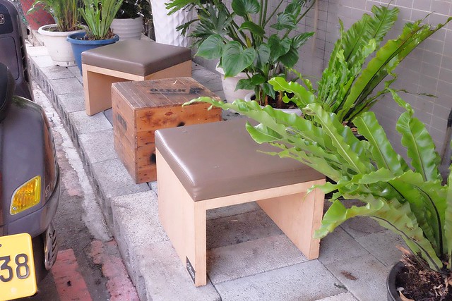 Mixto手作三明治┃一中商圈美食：目前最夯的古巴三明治，另類的銅板散步美食，熱壓三明治一撕開就上演牽絲秀 @飛天璇的口袋