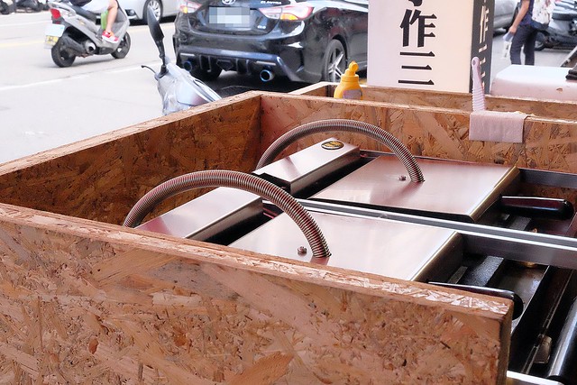 Mixto手作三明治┃一中商圈美食：目前最夯的古巴三明治，另類的銅板散步美食，熱壓三明治一撕開就上演牽絲秀 @飛天璇的口袋