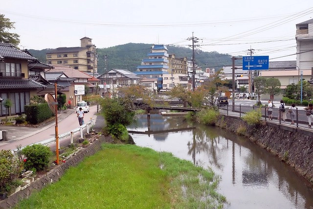 日本島根｜松江市半日遊．玉造溫泉街、玉作湯神社、清嚴寺、湯藥師廣場、姬LABO @飛天璇的口袋