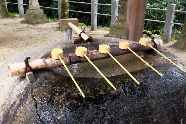 日本島根｜松江市半日遊．玉造溫泉街、玉作湯神社、清嚴寺、湯藥師廣場、姬LABO @飛天璇的口袋
