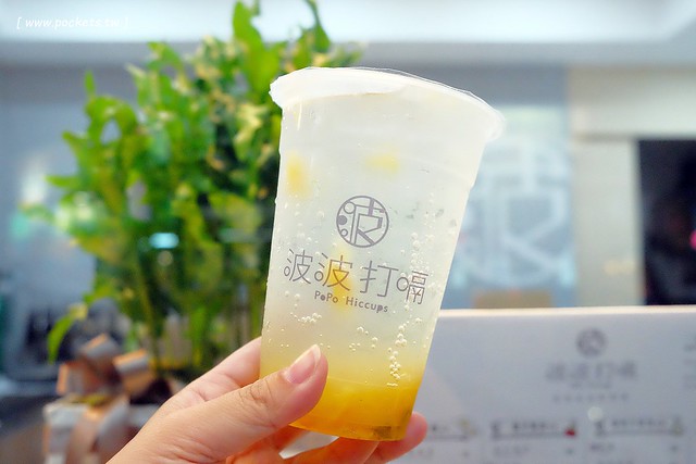 波波打嗝 PoPo Hiccups┃台中西區美食：與Natura微礦水聯名合作，氣泡水鮮果特調飲料，限定版的玻璃瓶搶購一空 @飛天璇的口袋