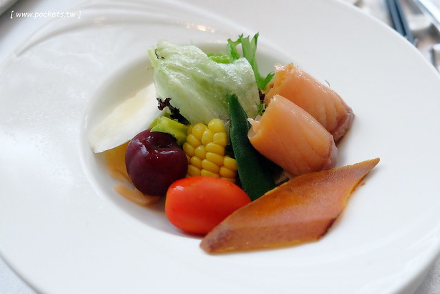 林酒店 the Lin Hotel LV┃台中西屯美食：傳說中台中最貴的喜宴餐廳，簡單的菜色和婚禮記錄，果真好吃又有質感 @飛天璇的口袋