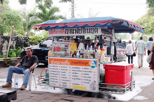 泰國華欣｜華欣車站｜泰國最古老的車站之一，漂亮的百年古蹟級車站，華欣推薦必遊景點之一 @飛天璇的口袋