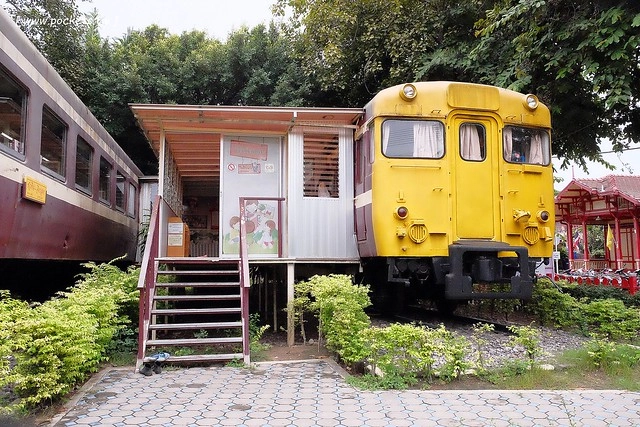 泰國華欣｜華欣車站｜泰國最古老的車站之一，漂亮的百年古蹟級車站，華欣推薦必遊景點之一 @飛天璇的口袋