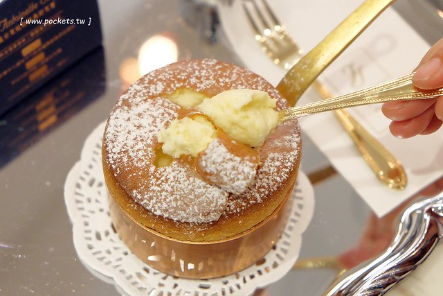 法蕾熊手工經典舒芙蕾 Fale Souffl&eacute;｜員林超人氣下午茶甜點店，漂亮華麗的視覺經典享饗，真的令人少女心噴發 @飛天璇的口袋