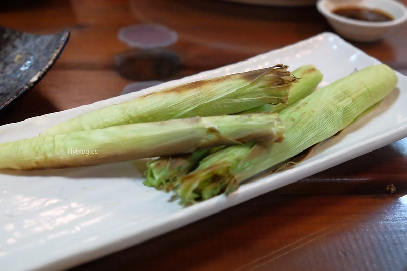 台中南屯｜獅兄弟風味小酒館永春店．三店進駐南屯永春東七路，餐點好吃生意一樣強強滾 @飛天璇的口袋