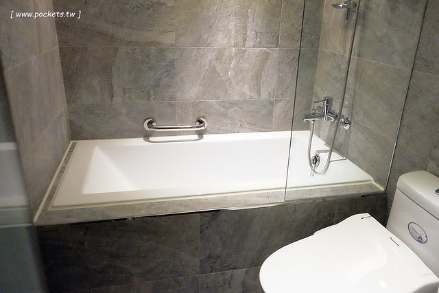 嘉義西區｜蘭桂坊花園酒店．文化路夜市住宿推薦，一出門就開始逛夜市 @飛天璇的口袋